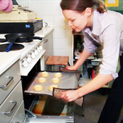 Kahvilan herkkuja 2006