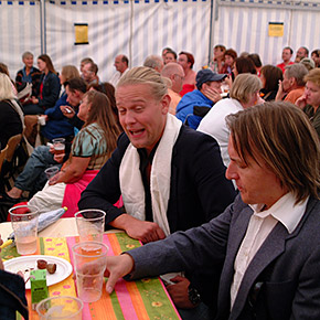 Juhlakansaa